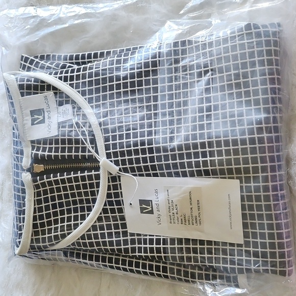 VICKY AND LUCAS Sleeveless Black/White Grid Sheath Dress - Picture 5 of 8